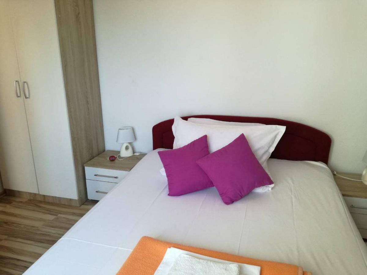 Yelena Rose West Apartment Zadar